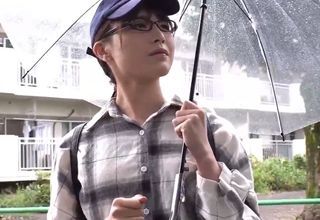 Bộ phim đầu tay của em gái nóng bỏng khiến fan phát sốt